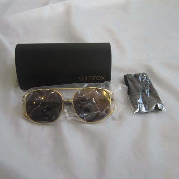 Wildfox Accessories - Wildfox NEW Dynasty Deluxe Sunglasses Antique
